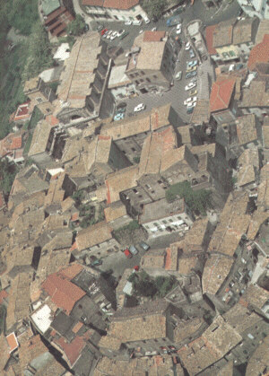 centrostorico.jpg (57731 byte)