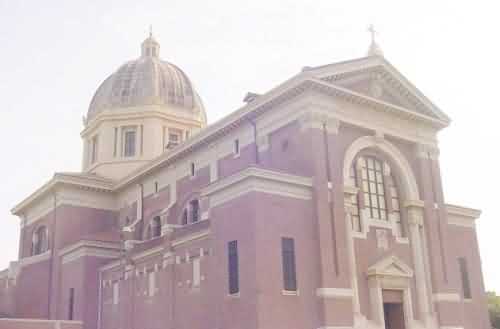 La chiesa Regina Pacis